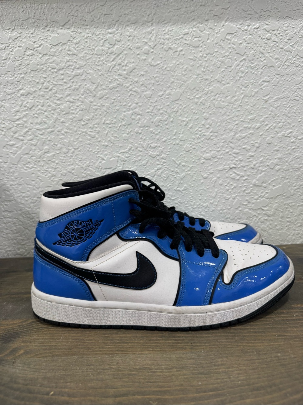 Jordan 1 Mid Signal blue (BEST OFFER)